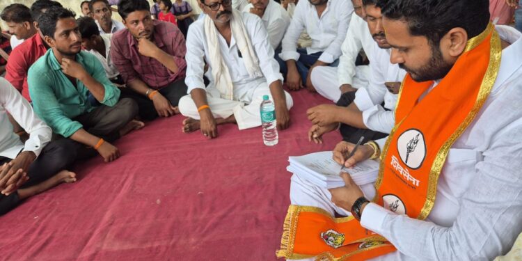 अमर पाटील यांनी निवडणुकीचे रणशिंग फुंकले  ! गावभेट दौरा, शाखा उद्घाटनाचा धडाका