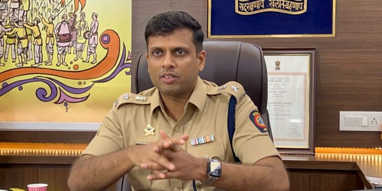 महिला सुरक्षा, सायबर क्राईम रोखण्यास प्राधान्य ; नूतन पोलीस अधीक्षक अतुल कुलकर्णी यांनी घेतला चार्ज