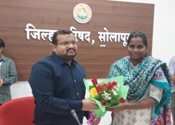 जिल्हा परिषदेच्या कॅफो मीनाक्षी वाकडे यांचे का झाले कौतुक ; उपमहालेखाकार यांनी अर्थ विभागाला दिली शाबासकी