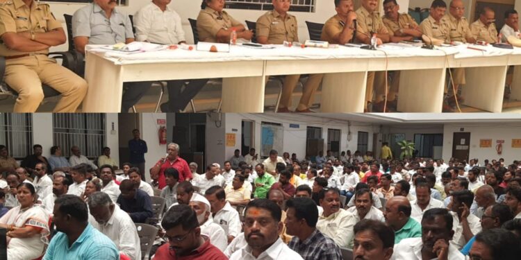 सोलापूरच्या गणेशोत्सवात राजकीय मॅसेज, आक्षेपार्ह देखावे नको ! पोलीस प्रशासनाच्या बैठकीत महापालिकेच्या सर्वाधिक तक्रारी