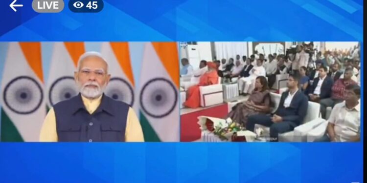 सोलापूर विमानतळाचे शानदार लोकार्पण ; पंतप्रधान नरेंद्र मोदींचे सोलापूर बाबत हे मोठे स्टेटमेंट