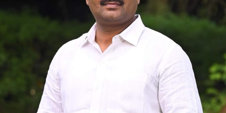 दक्षिण मधून सोमनाथ वैद्य हेच उमेदवार व्हावेत ; ग्रामस्थांनी केली पहा कुणाकडे मागणी