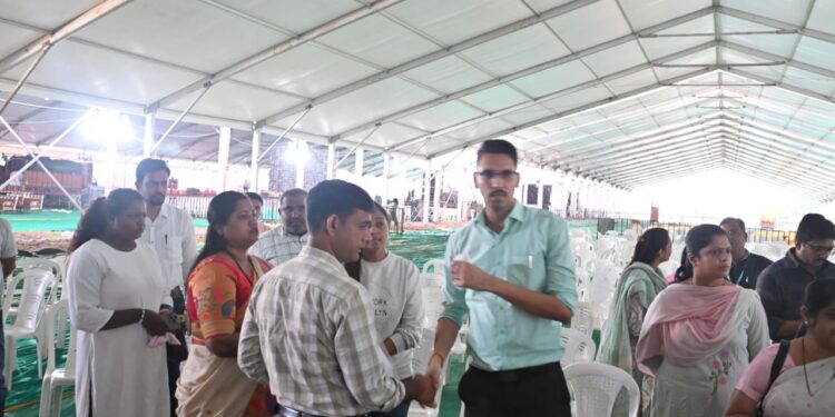 सोलापुरातील लाडक्या बहिणींच्या स्वागताला जिल्हा प्रशासन सज्ज ; कार्यक्रमाकडे जिल्ह्याचे लक्ष