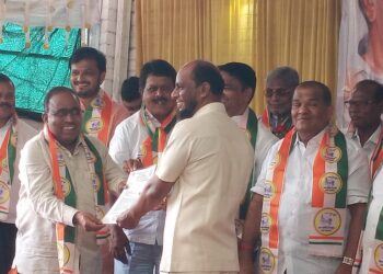 “माझा पाठिंबा महेश कोठे यांनाच ; राष्ट्रवादीच्या नियुक्ती पत्र प्रदान समारंभात काय घडले