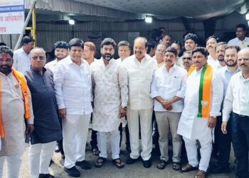 आमदार विजयकुमार देशमुख यांच्या अर्जावर कोठे यांची हरकत ; विजय, विजयकुमार, सिद्राम, सिद्रामप्पा हे काय?