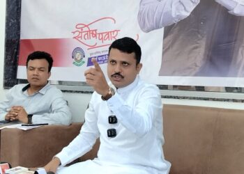 दक्षिण विधानसभा मार्ग फाउंडेशन लढविणार ; अध्यक्ष संतोष पवार यांची घोषणा, बारामती ला झालेला विकास सोलापूरला का नाही?