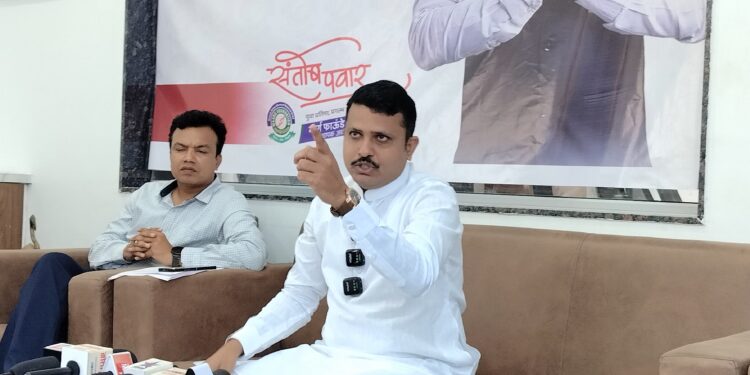 दक्षिण विधानसभा मार्ग फाउंडेशन लढविणार ; अध्यक्ष संतोष पवार यांची घोषणा, बारामती ला झालेला विकास सोलापूरला का नाही?