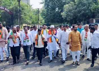 आमदार सुभाष देशमुख यांचा उमेदवारी अर्ज दाखल ; हॅट्रिक करण्याचा विश्वास