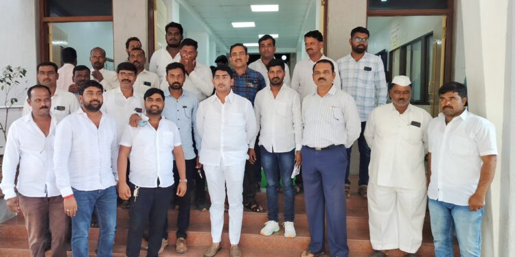 अभियंत्यांनी ठरवलं तर जिल्हा परिषद 15 दिवस बंद पाडू ; विनाकारण आमच्यावर अन्याय नको ; असे काय घडले झेडपीत