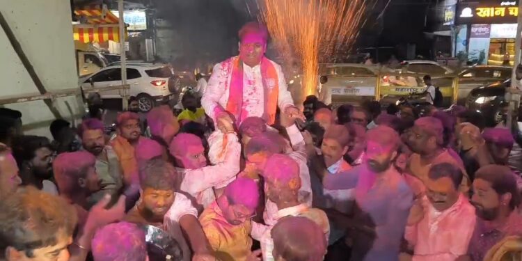 फडणवीसांनी सोलापूरच्या देवेंद्रला दिलेला शब्द पाळला ! कोठे सोलापुरात इतिहास घडवणार