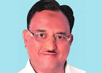 बाबा मिस्त्री म्हणतात, मी मध्य मध्ये इच्छुक नव्हतोच ; दक्षिण मधून अजूनही इच्छुक