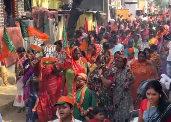 आमदार विजयकुमार देशमुख यांच्या पदयात्रेस उस्फुर्त प्रतिसाद