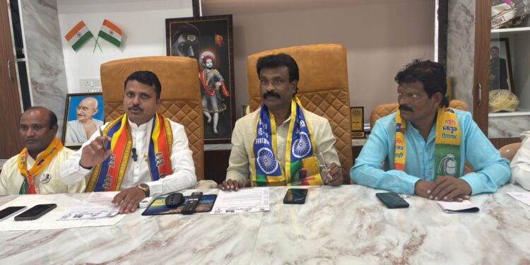 प्रकाश आंबेडकरांची सोलापुरात शनिवारी तोफ धडाडणार