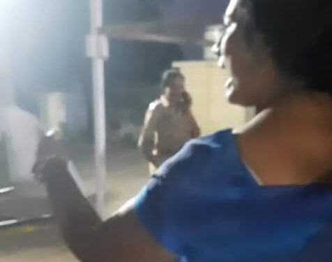 एकटी पाटलीन नडली, पोलीस आणि निवडणूक यंत्रणेशी ! त्या 19 जणांना अखेरपर्यंत मतदान करूच दिले नाही