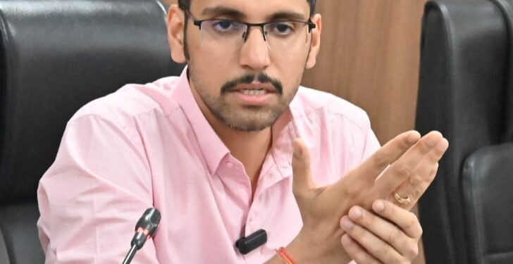 आता केंद्र सरकारची शेतकऱ्यांसाठी ॲग्रिस्टॅक योजना ; जिल्हाधिकारी आशीर्वाद यांच्या प्रशासनाला या सूचना