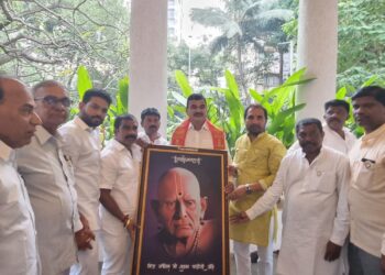 सोलापूरचे भाऊ नागपुरात राष्ट्रवादी मंत्र्यांच्या सत्काराला