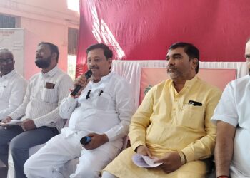 ‘लोकमंगल’च्या 43 व्या विवाह सोहळ्यात 37 जोडप्यांचे शुभमंगल