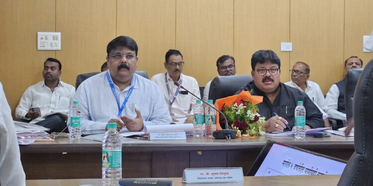 “खरे’च की रे बाबा ! दिकटो ‘सेम टू सेम”