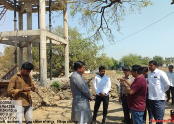 एप्रिल पूर्वी पाणी द्या ; कार्यकारी अभियंता धनशेट्टी यांच्या सूचना ; जलजीवनच्या कामाची पाहणी
