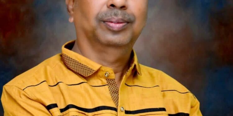 प्रणिती शिंदे, विजय देशमुख, सीईओ जंगम यांच्याकडून सांत्वन ; स्मिता पाटील गहिवरल्या !