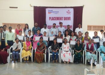 एंजलवनच्या सहकार्याने राह फाउंडेशनच्या सोलापूर सेंटरतर्फे भव्य नोकरी मेळावा आणि प्रमाणपत्र वितरण समारंभ