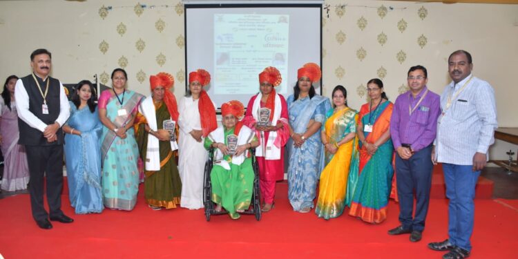 भारती विद्यापीठांमध्ये महिला दिन उत्साहात साजरा
