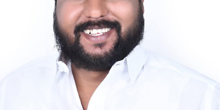 अमोल दळवी शिवसेना पॅरामेडिकल सेलचे सोलापूर जिल्हा प्रमुख