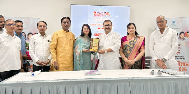 किरण माशाळकर यांना राजमाता जिजाऊ पुरस्कार प्रदान ; हे आहे सामाजिक कार्य