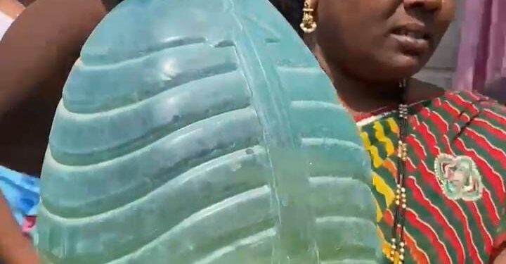 सोलापुरात दोन विद्यार्थ्यांचा मृत्यू ; दोघांची प्रकृती गंभीर, दूषित पाण्याचे बळी असल्याची चर्चा