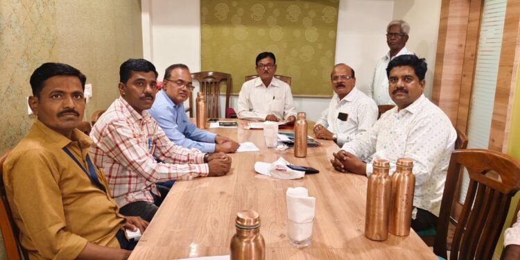 सोलापूर जिल्हा परिषद पतसंस्था क्रमांक एकला राष्ट्रीय पुरस्कार