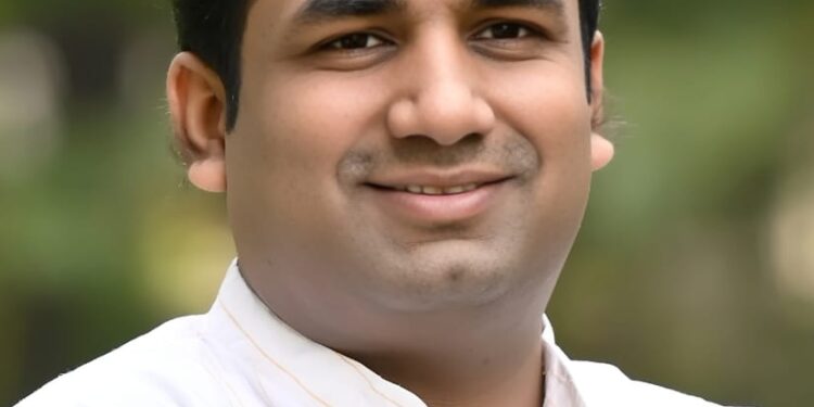 देवेंद्र कोठे यांनी हे पण करून दाखवले ! पालकमंत्री गोरे यांचे मिळाले सहकार्य