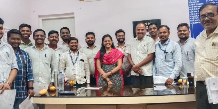 सोलापूर जिल्हा परिषदेत झाली अभियंत्यांची परीक्षा ; कुलकर्णी यांचा काय होता हा अभिनव प्रयोग