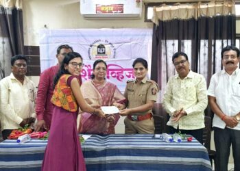 शिक्षण सोडण्याचा ‘ती’चा निर्णय बदलला ; या संघटनेने दिली सव्वा लाखाची शिष्यवृत्ती