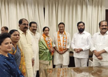 ब्रेकिंग ! सोलापुरात भाजपला धक्का ; शोभा बनशेट्टी यांचा एकनाथ शिंदे यांच्या शिवसेनेत प्रवेश ; प्रवेशाला काँग्रेस नेतेही उपस्थित