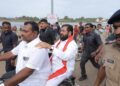 एकनाथ शिंदेंनी मारले पंढरपुरात मार्केट ; बुलेट वारी करत वारकऱ्यांच्या घेतल्या भेटी