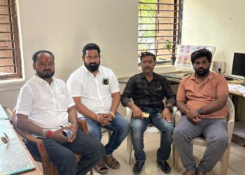 सोलापूरात संभाजी ब्रिगेडच्या कार्यकर्त्यांना पोलिसांनी घेतले ताब्यात