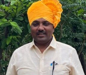 अभिनंदन ! सोलापूरच्या ट्रेझरी ऑफिसर पदावर वैभव राऊत यांची नियुक्ती