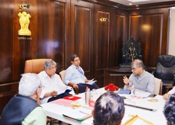 डॉ. बाबासाहेब आंबेडकर तंत्रशास्त्र विद्यापीठाच्या उपकेंद्रांच्या धोरणाबाबत सुधारित आराखडा तयार करा ; उच्च व तंत्र शिक्षण मंत्री चंद्रकांत दादा पाटील