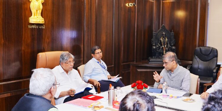 डॉ. बाबासाहेब आंबेडकर तंत्रशास्त्र विद्यापीठाच्या उपकेंद्रांच्या धोरणाबाबत सुधारित आराखडा तयार करा ; उच्च व तंत्र शिक्षण मंत्री चंद्रकांत दादा पाटील