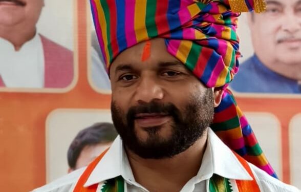 महापालिकेत कमळ फुलवण्यासाठी तयार रहा ; भाजप कार्यालयात जयभाऊनी कार्यकर्त्यांशी साधला संवाद