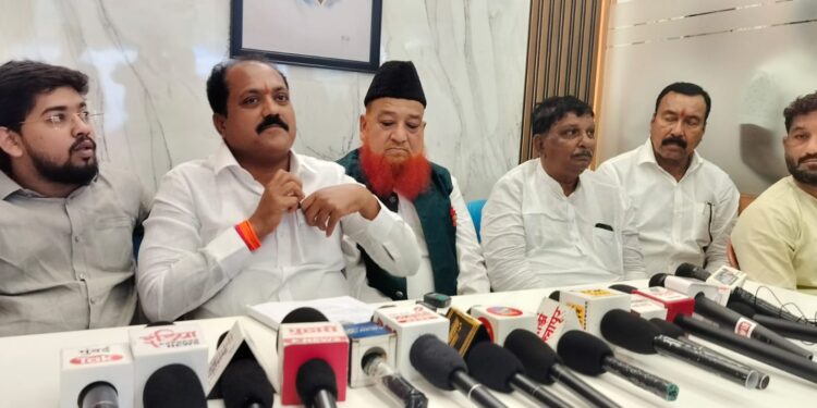 दिलीप कोल्हेंकडे शिवसेनेचे अधिकृत कोणतेच पद नव्हते ; ते आले काय अन् गेले काय फरक पडत नाही ; महेश नानाचा पलटवार