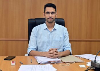 जिल्हाधिकारी आशीर्वाद हे या अधिकाऱ्याची विभागीय चौकशी प्रस्तावित करणार ; काय आहे घोटाळा