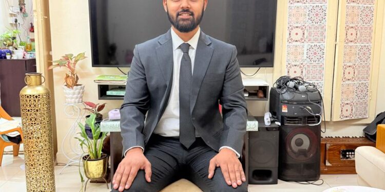 क्या बात है ! युपीएससी परीक्षेत सोलापूरचा मयुरेश भारत वाघमारे देशात आठवा