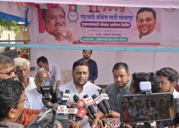 दक्षिण सोलापुरात का होत आहे राष्ट्रवादीच्या नजीब शेख यांचे कौतुक