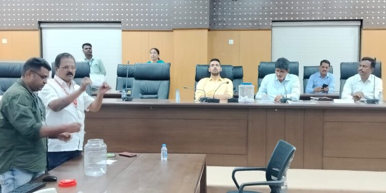 अक्कलकोटच्या दोन पाटलांना धक्का ; राष्ट्रवादीच्या काकांची ही झाली अडचण ; सोलापूर जिल्हा परिषद सदस्यांचे आरक्षण जाहीर