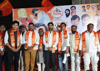 सोलापुरात भाजपच्या नाराजांवर शिवसेनेचे जाळे ; निवडणुकीपूर्वी होऊ लागले प्रवेश