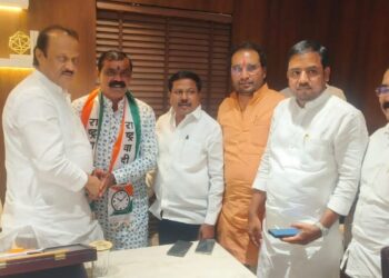 भावजी असे का हो ! मिसेस आल्या एमआयएमतर्फे निवडून पण मिस्टर गेले राष्ट्रवादीत  ; पुण्यात अजित, अण्णांनी साधला बनसोडे योग