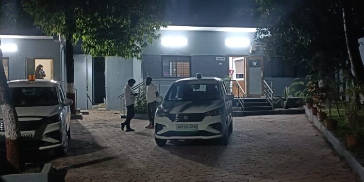 ब्रेकिंग : सोलापुरात 40 हजाराची लाच घेताना नायब तहसीलदार अँटी करप्शनच्या जाळ्यात