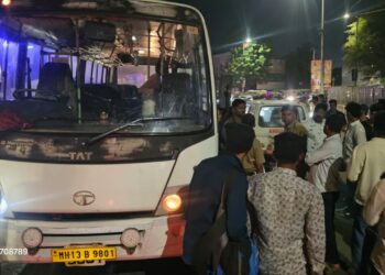 ब्रेकींग! रंगभवन चौकात भीषण अपघात; बसखाली आल्याने सायकलस्वाराचा मृत्यू