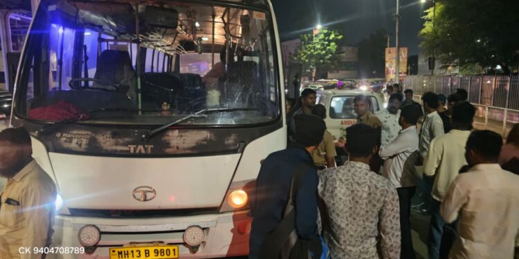 ब्रेकींग! रंगभवन चौकात भीषण अपघात; बसखाली आल्याने सायकलस्वाराचा मृत्यू